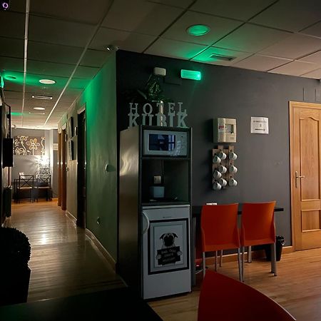 Caces Kubik Hotel מראה חיצוני תמונה