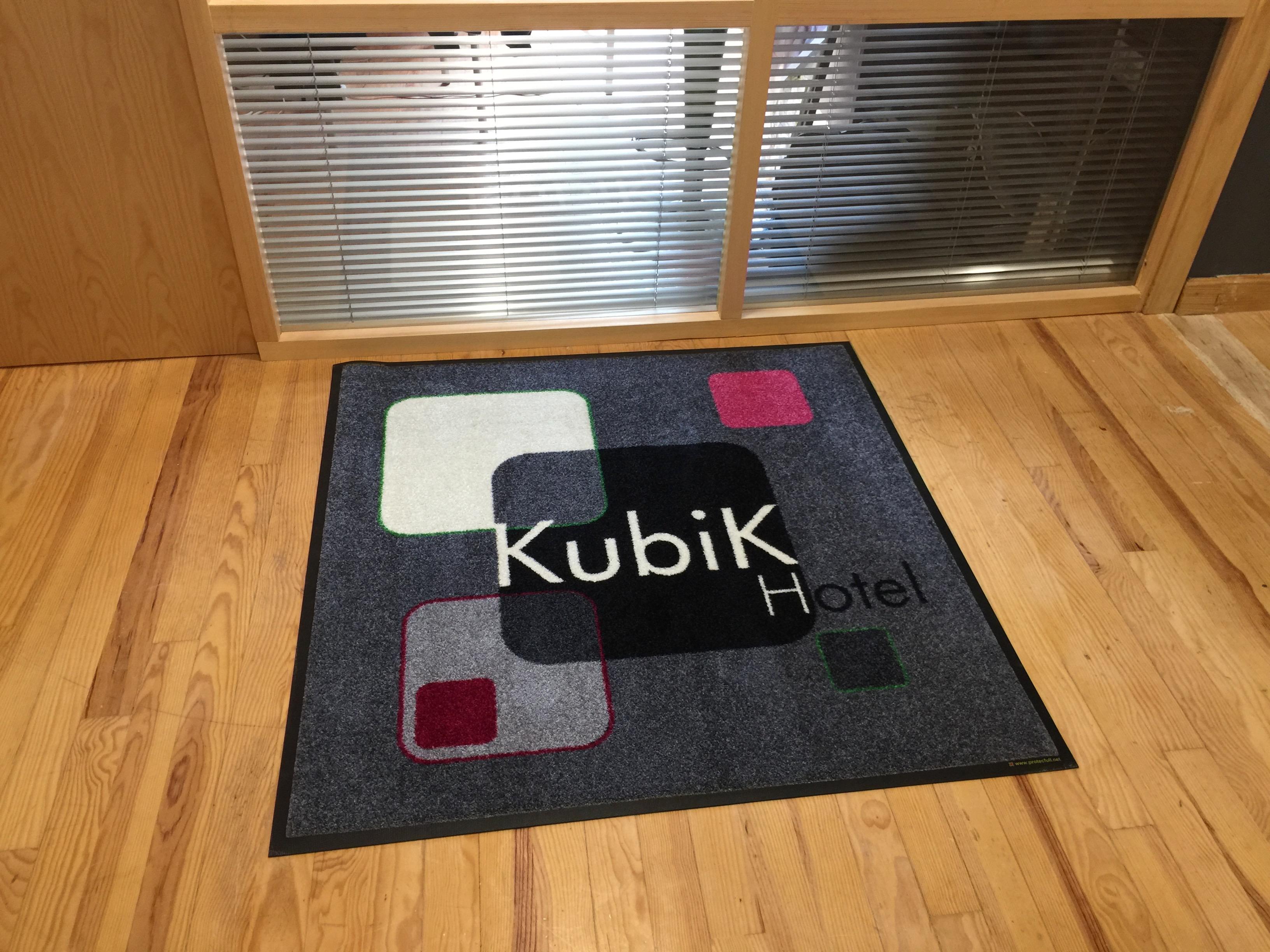 Caces Kubik Hotel מראה חיצוני תמונה