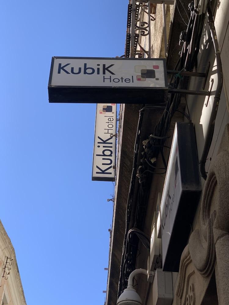 Caces Kubik Hotel מראה חיצוני תמונה