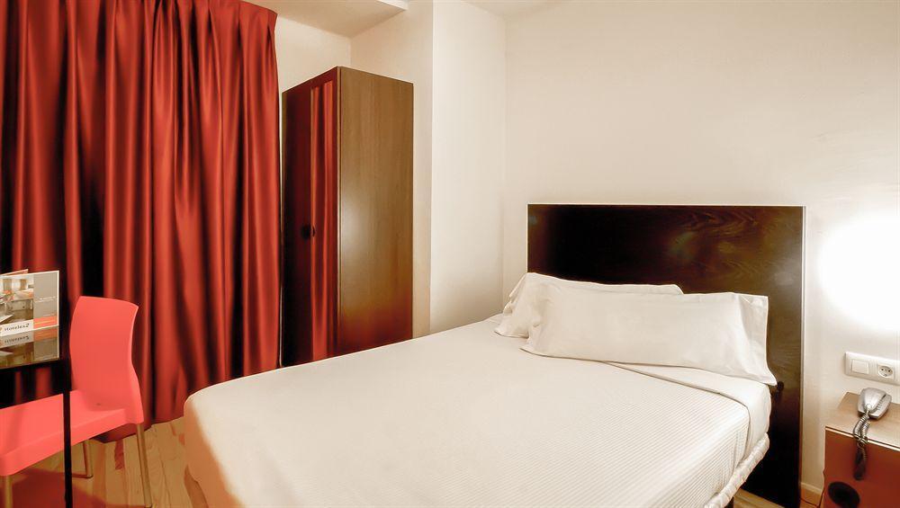 Caces Kubik Hotel מראה חיצוני תמונה